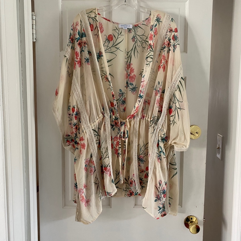 Plus size bathing suit cover up- HOST PICK! 🌸